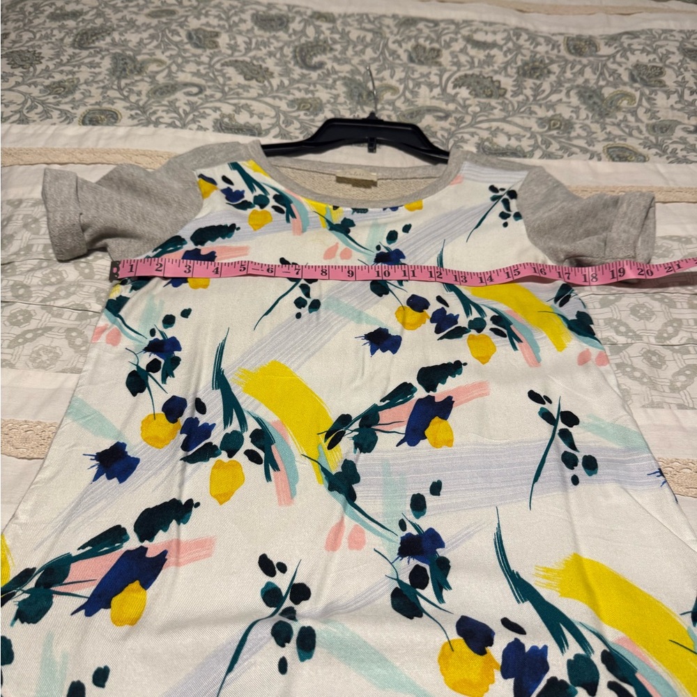 Deletta Multicolor Patterned Top - Picture 7 of 9